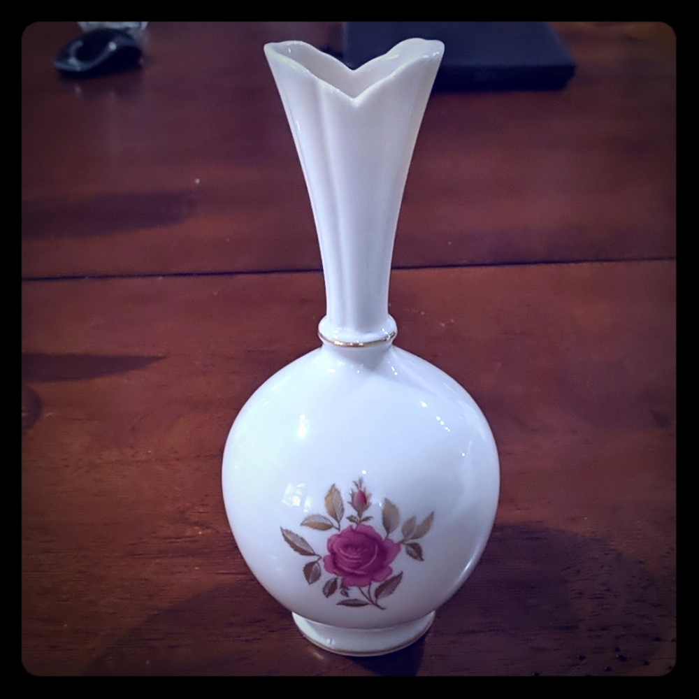 Lenox Rhodora Vase